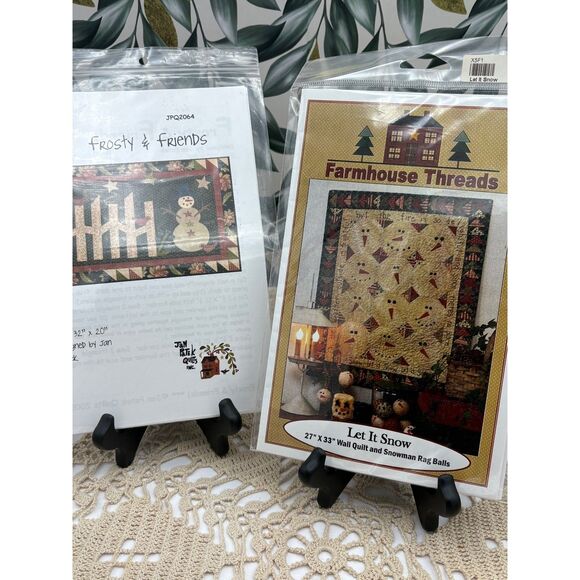 Lot of Eight Christmas Quilting Patterns (Patterns only - No supplies) NIP - Picture 4 of 5